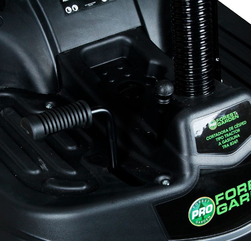 F040307-TRACTOR-GASOLINA-65HP-196CC-24-C-RECOLECTOR-TRA824-1-FOREST-GARDEN-2M